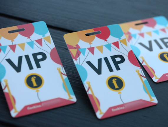 Muovisten jsenkorttien painatus